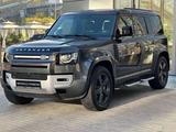 Land Rover Defender 2021 года за 40 000 000 тг. в Алматы