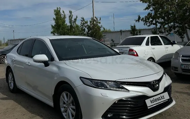 Toyota Camry 2020 годаүшін13 000 000 тг. в Семей