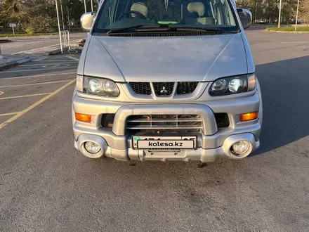 Mitsubishi Delica 2005 года за 10 700 000 тг. в Алматы