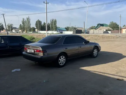 Toyota Camry 1999 года за 3 800 000 тг. в Кызылорда – фото 2