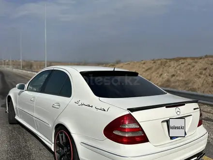 Mercedes-Benz E 320 2002 года за 6 000 000 тг. в Шымкент – фото 2