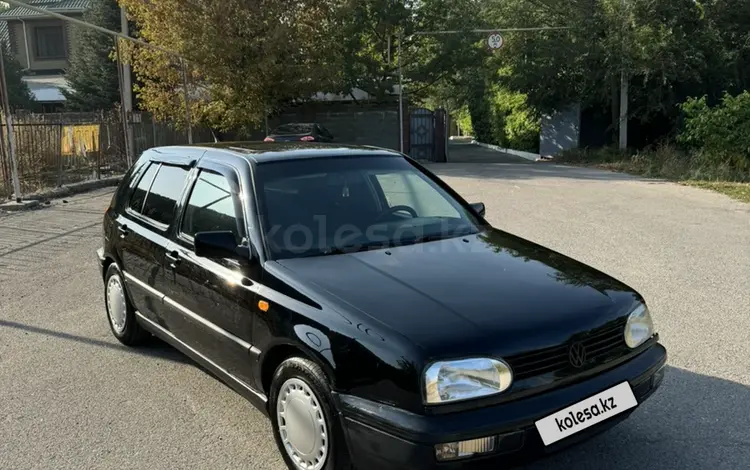 Volkswagen Golf 1992 годаүшін1 300 000 тг. в Алматы