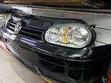 МОРДА НОУСКАТ ПЕРЕДНИЙ БАМПЕР ФАРЫ КАПОТ КРЫЛО VW GOLF 4 за 300 000 тг. в Семей