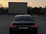 Lexus ES 250 2020 года за 19 500 000 тг. в Бейнеу – фото 2