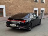 Hyundai Elantra 2021 года за 8 600 000 тг. в Астана – фото 2