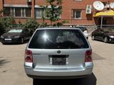 Volkswagen Passat 2003 годаүшін3 100 000 тг. в Астана – фото 4