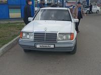 Mercedes-Benz E 200 1989 года за 1 350 000 тг. в Алматы
