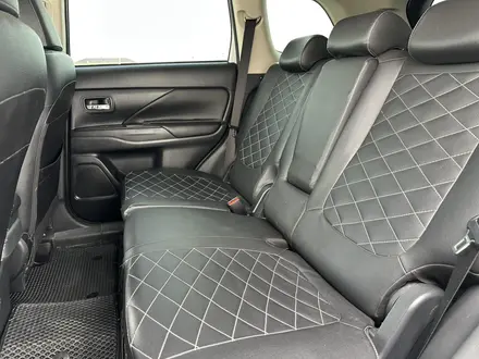 Mitsubishi Outlander 2022 года за 7 590 000 тг. в Атырау – фото 11
