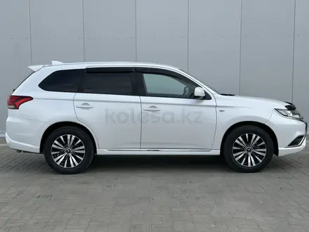 Mitsubishi Outlander 2022 года за 7 590 000 тг. в Атырау – фото 6