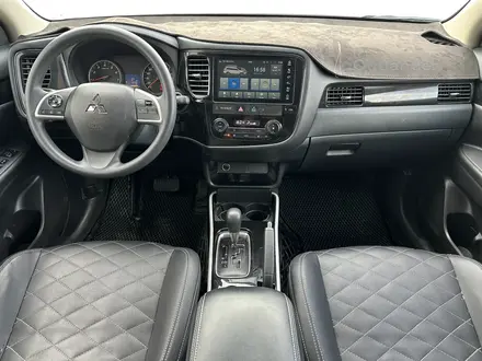 Mitsubishi Outlander 2022 года за 7 590 000 тг. в Атырау – фото 10