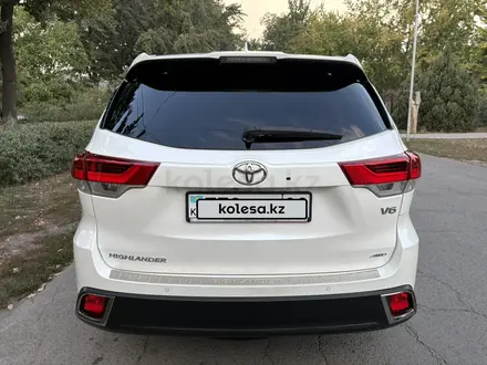Toyota Highlander 2019 года за 21 700 000 тг. в Алматы – фото 14