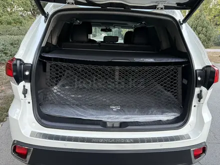 Toyota Highlander 2019 года за 21 700 000 тг. в Алматы – фото 19