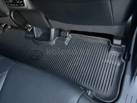 Toyota Highlander 2019 года за 21 700 000 тг. в Алматы – фото 28