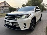 Toyota Highlander 2019 годаүшін21 700 000 тг. в Алматы – фото 4