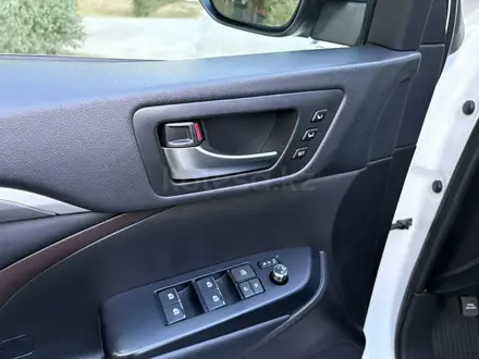 Toyota Highlander 2019 года за 21 700 000 тг. в Алматы – фото 40
