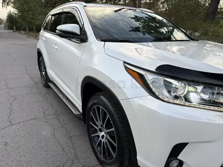 Toyota Highlander 2019 года за 21 700 000 тг. в Алматы – фото 6