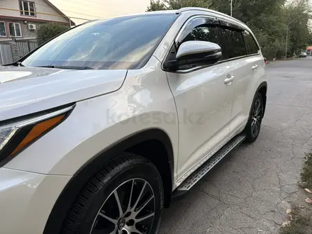 Toyota Highlander 2019 года за 21 700 000 тг. в Алматы – фото 10