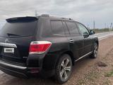 Toyota Highlander 2013 года за 8 500 000 тг. в Шалкар – фото 4