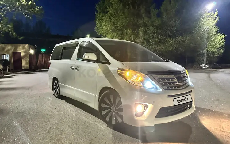 Toyota Alphard 2010 года за 11 500 000 тг. в Уральск