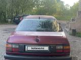 Volkswagen Passat 1991 годаfor700 000 тг. в Караганда – фото 3