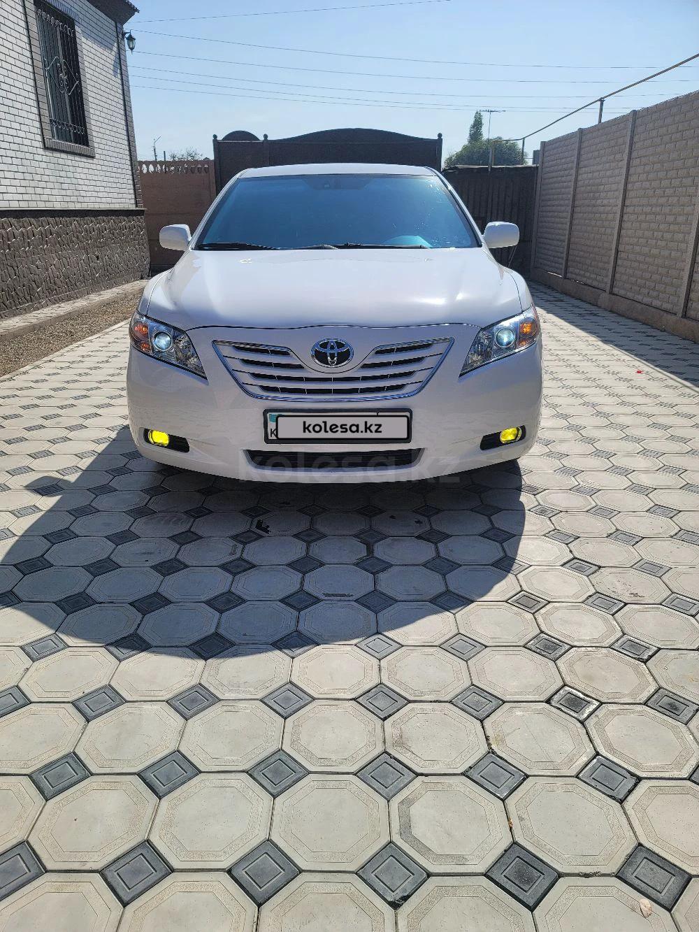 Toyota Camry 2007 г.