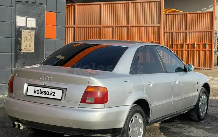 Audi A4 1997 годаfor3 000 000 тг. в Жанаозен