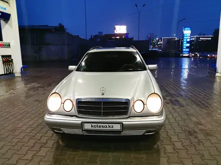 Mercedes-Benz E 290 1998 года за 2 200 000 тг. в Алматы – фото 8