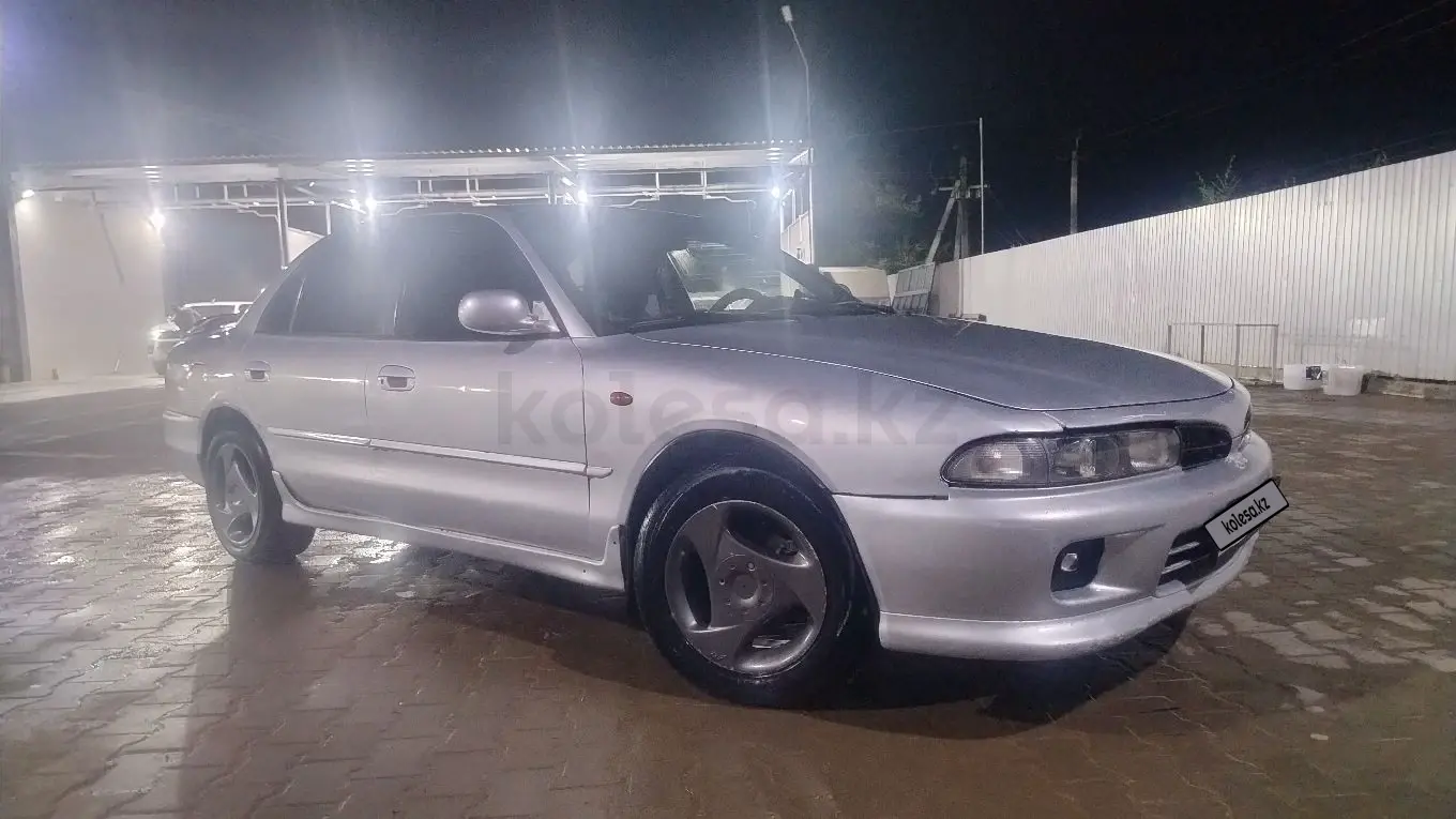 Mitsubishi Galant, 1995