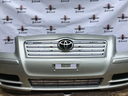Бампер передний Toyota Avensis за 50 000 тг. в Талдыкорган