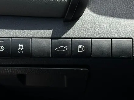 Toyota Camry 2020 года за 8 420 000 тг. в Алматы – фото 23