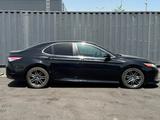 Toyota Camry 2020 года за 8 420 000 тг. в Алматы – фото 4