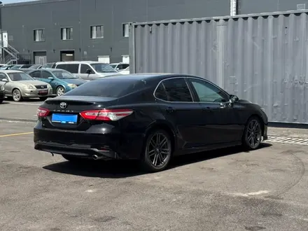 Toyota Camry 2020 года за 8 420 000 тг. в Алматы – фото 5