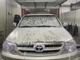 Toyota Fortuner 2006 годаүшін7 000 000 тг. в Актобе – фото 2