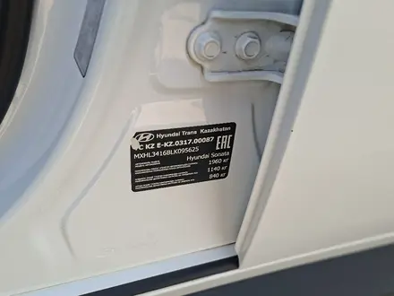 Hyundai Sonata 2020 года за 11 500 000 тг. в Актобе – фото 3