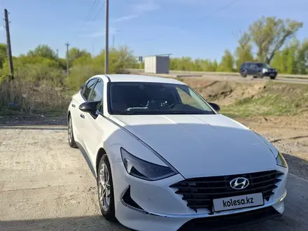 Hyundai Sonata 2020 года за 11 500 000 тг. в Актобе – фото 6