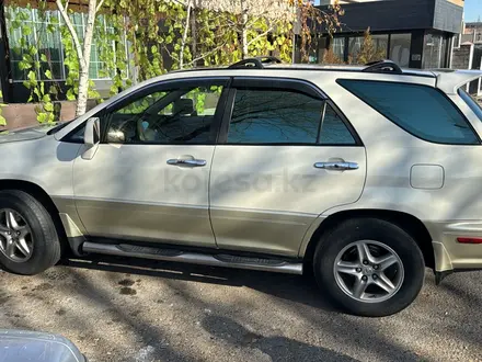 Lexus RX 300 2000 года за 5 000 000 тг. в Тараз – фото 2