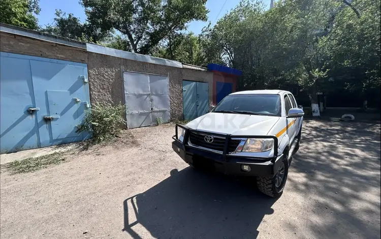 Toyota Hilux 2012 года за 7 500 000 тг. в Караганда