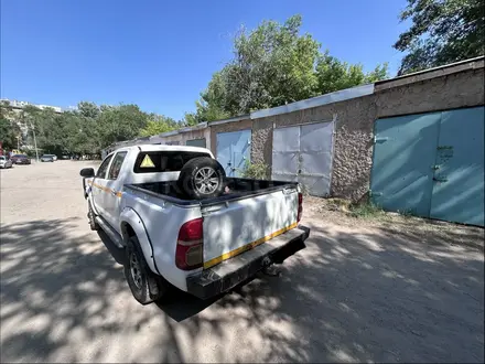 Toyota Hilux 2012 года за 7 000 000 тг. в Караганда – фото 4