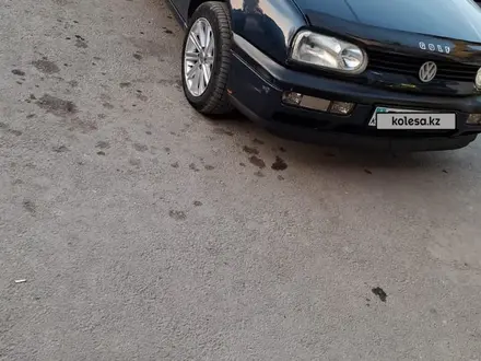 Volkswagen Golf 1992 года за 1 300 000 тг. в Алматы