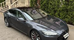 Tesla Model S 2015 года за 15 000 000 тг. в Алматы – фото 2