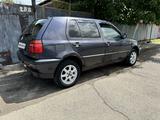 Volkswagen Golf 1994 года за 1 400 000 тг. в Алматы – фото 2