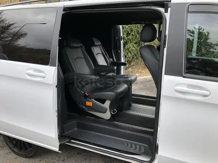 Mercedes-Benz V 250 2015 года за 19 955 555 тг. в Алматы – фото 19