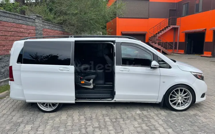 Mercedes-Benz V 250 2015 года за 19 955 555 тг. в Алматы