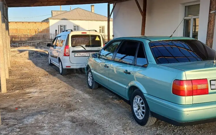 Volkswagen Passat 1994 годаүшін1 950 000 тг. в Жосалы
