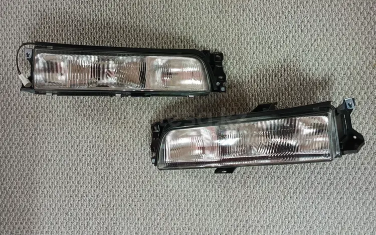 Фара Mazda 626 (переходка) 1983-1992 за 11 000 тг. в Астана