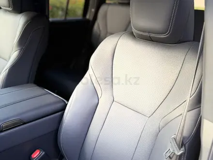 Lexus LX 700h Luxury+ 2026 года за 90 000 000 тг. в Алматы – фото 11