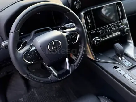 Lexus LX 700h Luxury+ 2026 года за 90 000 000 тг. в Алматы – фото 8