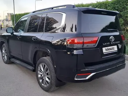 Toyota Land Cruiser 2024 года за 61 000 000 тг. в Астана – фото 4