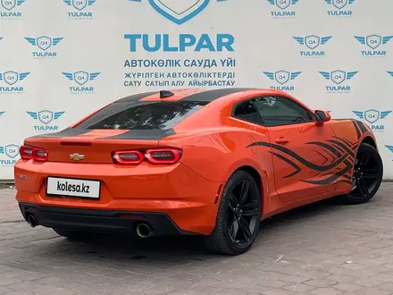 Chevrolet Camaro 2018 года за 16 190 000 тг. в Алматы – фото 4