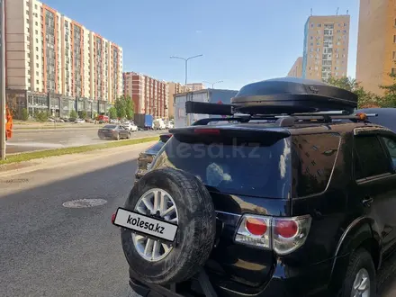 Toyota Fortuner 2014 года за 10 000 000 тг. в Астана – фото 2